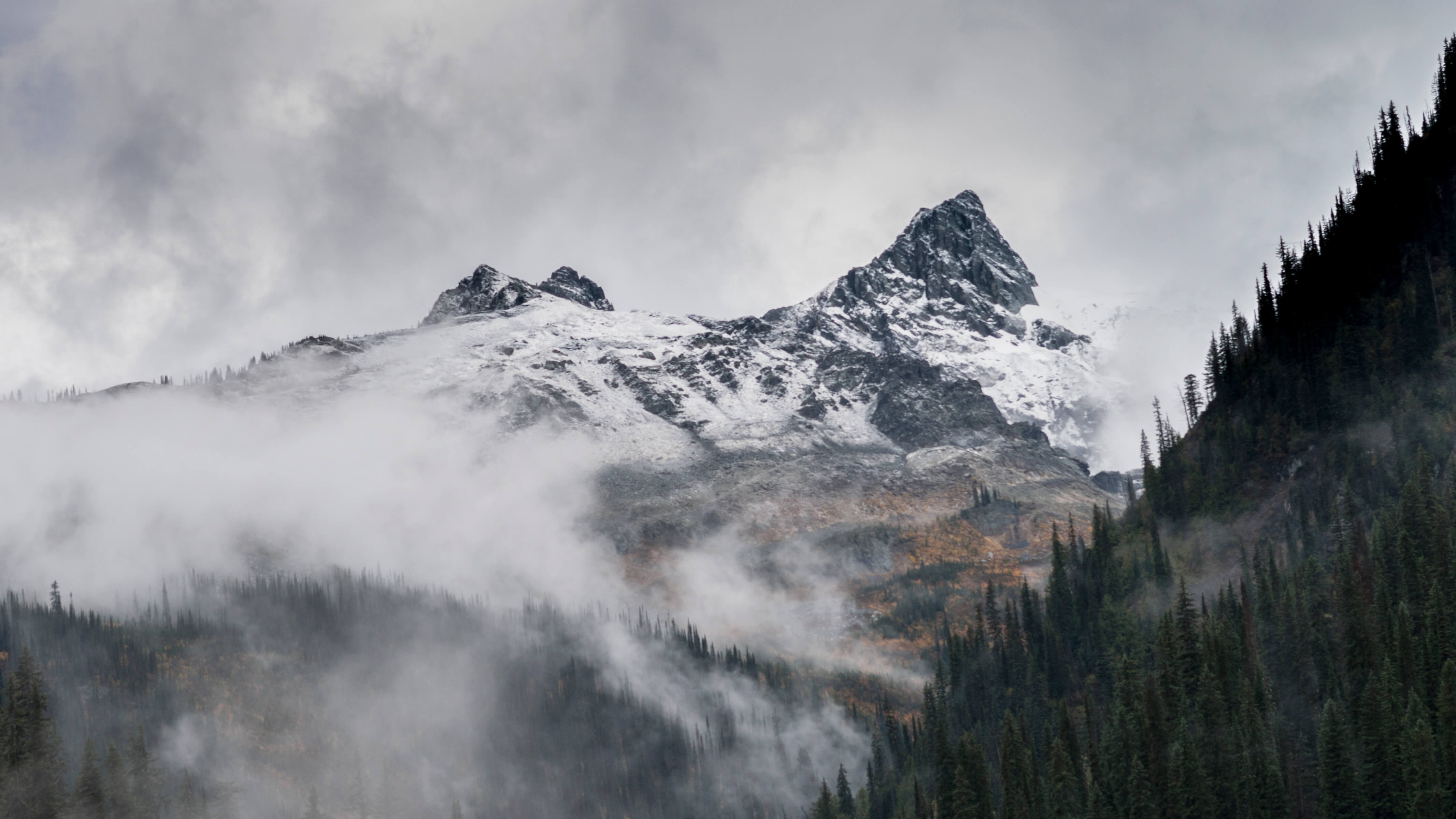 Peak Advisory - Kootenay Mountains by David Wakely